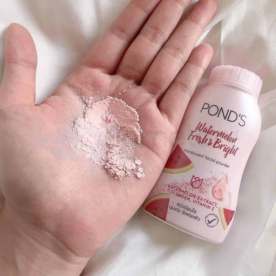 Pond's Watermelon Fresh & Bright Translucent Facial Powder-50g thumbnail 5